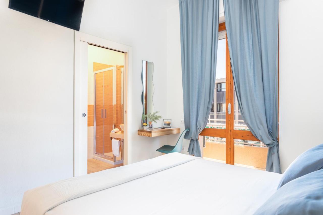 Domus Laetitiae Rooms & Apartments Quartu Sant'Elena Luaran gambar