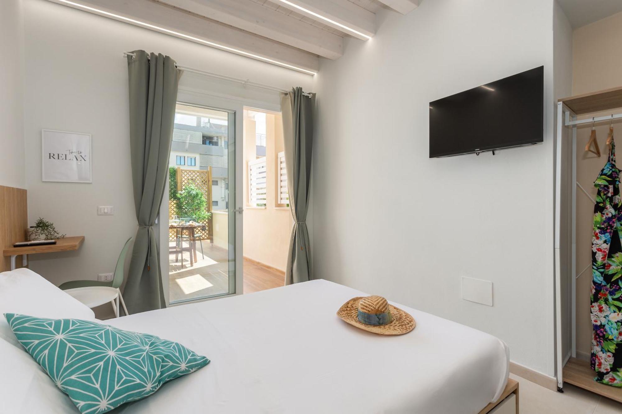 Domus Laetitiae Rooms & Apartments Quartu Sant'Elena Luaran gambar