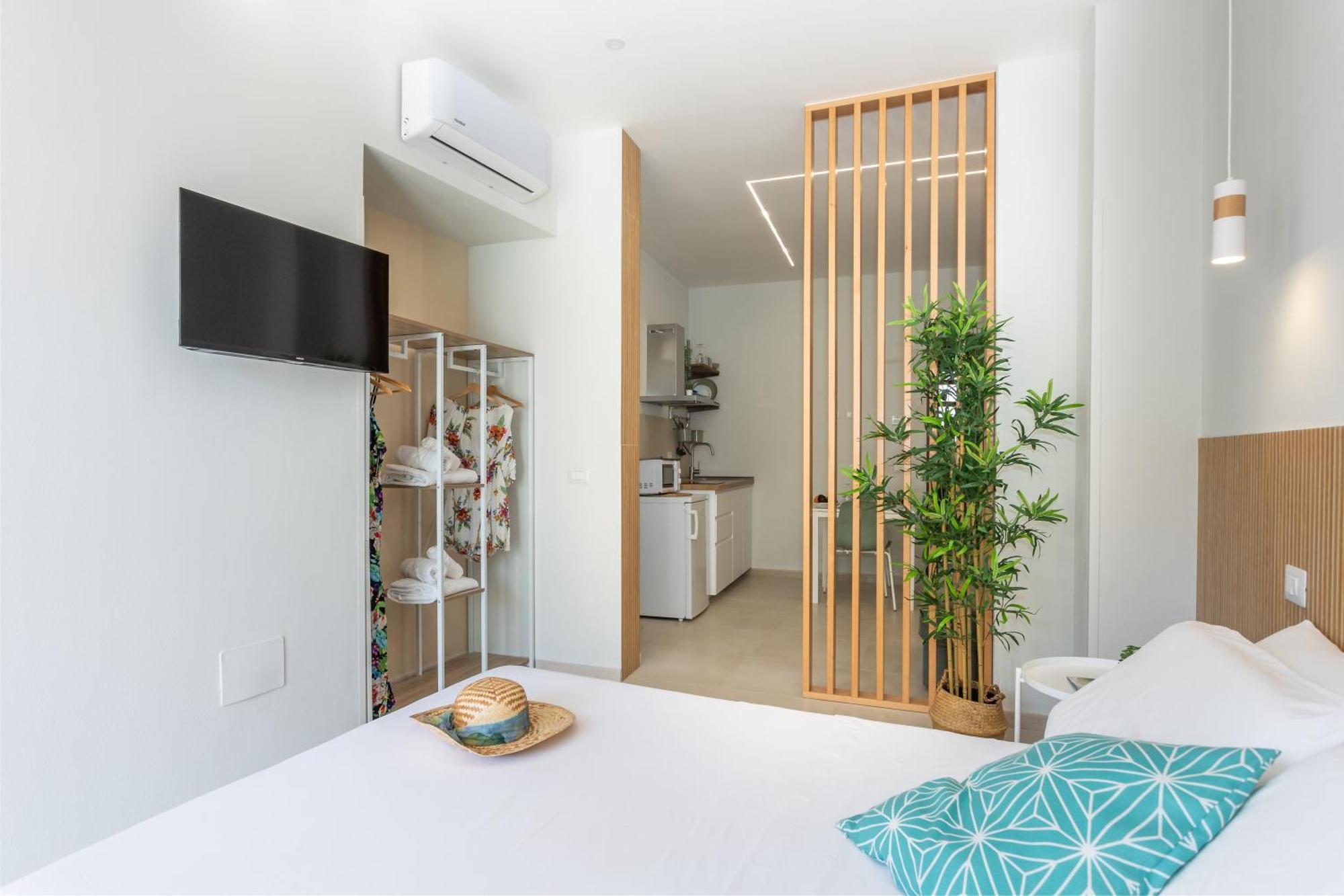 Domus Laetitiae Rooms & Apartments Quartu Sant'Elena Luaran gambar